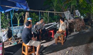 Kamtibmas Kondusif: Peran Aktif Polsek Kediri di Lapangan