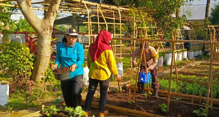 Kunjungan Polri ke BPP Kuripan Jadi Contoh Kolaborasi Ketahanan Pangan Desa