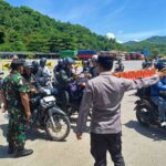 Antisipasi Kerawanan Nataru: Polsek Lembar Cek Dokumen Kendaraan Kapal